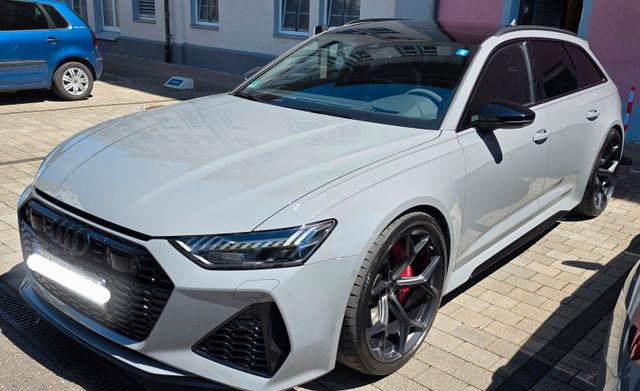 AUDI RS6 performance 4.0 TFSI tiptr. quattro perf...
