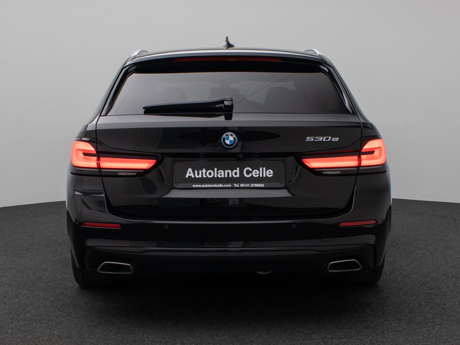 Fahrzeugabbildung BMW 530e Kamera Laser HUD DAB AHK Komfort AlarmLeder