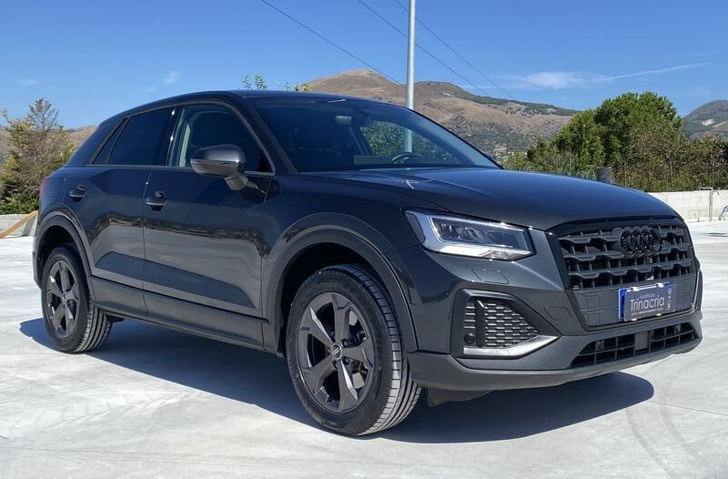 Audi Q2 Business 2.0 TDI 150CV S-Tronic 35 imagem 3