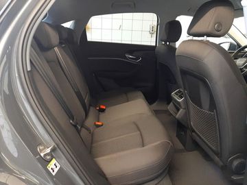 Audi Q8 e-tron - 8