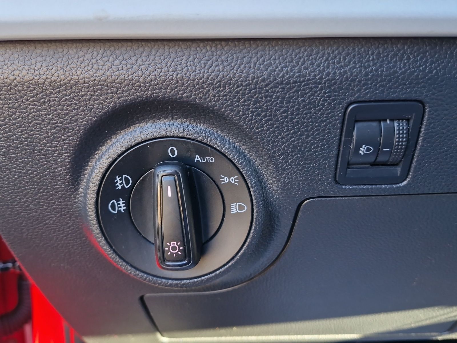 Fahrzeugabbildung SEAT Ibiza Reference 1.0 MPI LED KLIMA