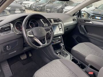 Volkswagen Tiguan - 11