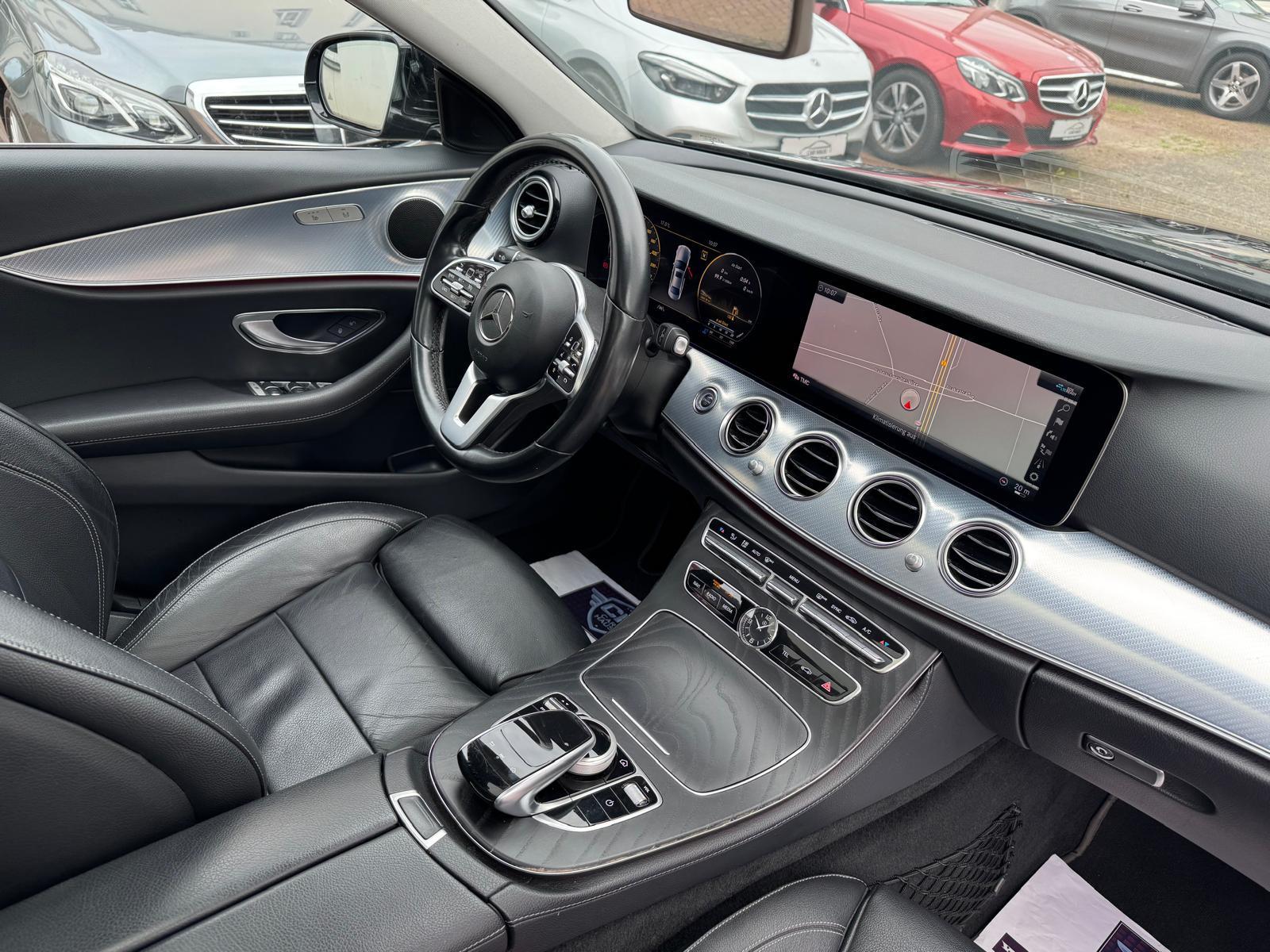 Mercedes-Benz E 220 d 9G-Tronic Avantgarde*Pano*Widescreen*
