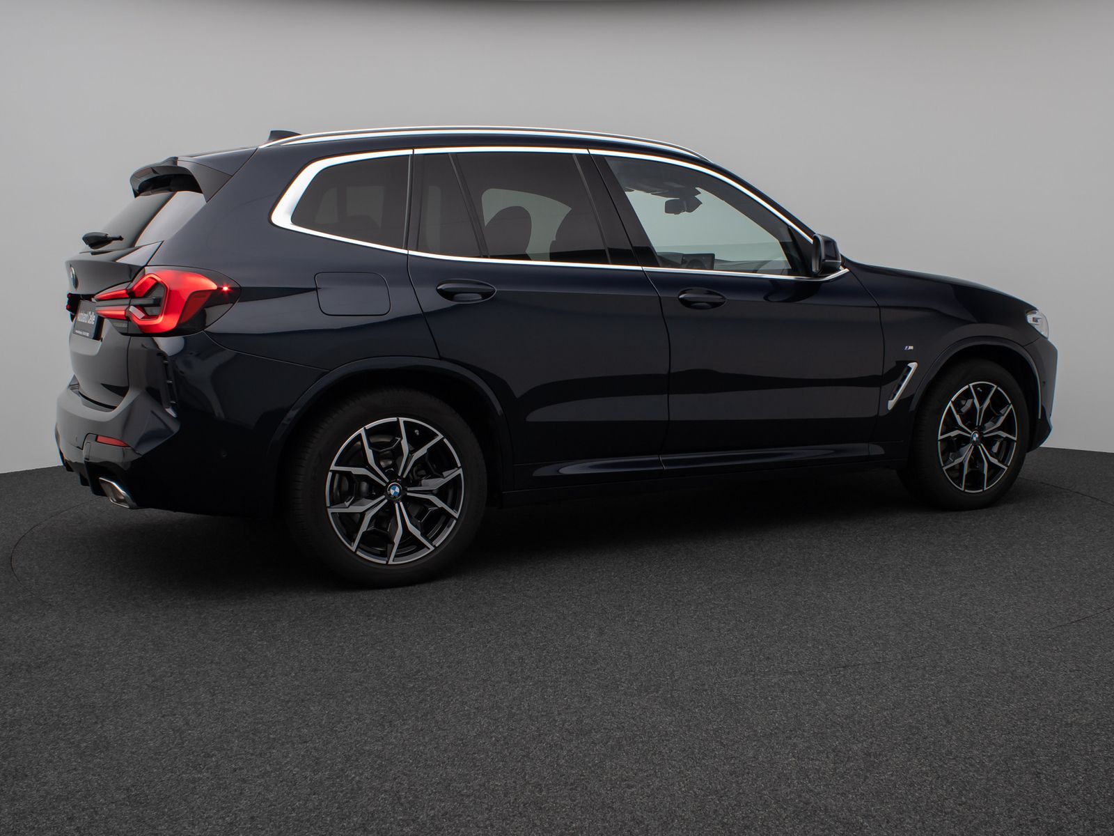 Fahrzeugabbildung BMW X3 xD20d MSport Individual HiFi Kamera DAB Alarm