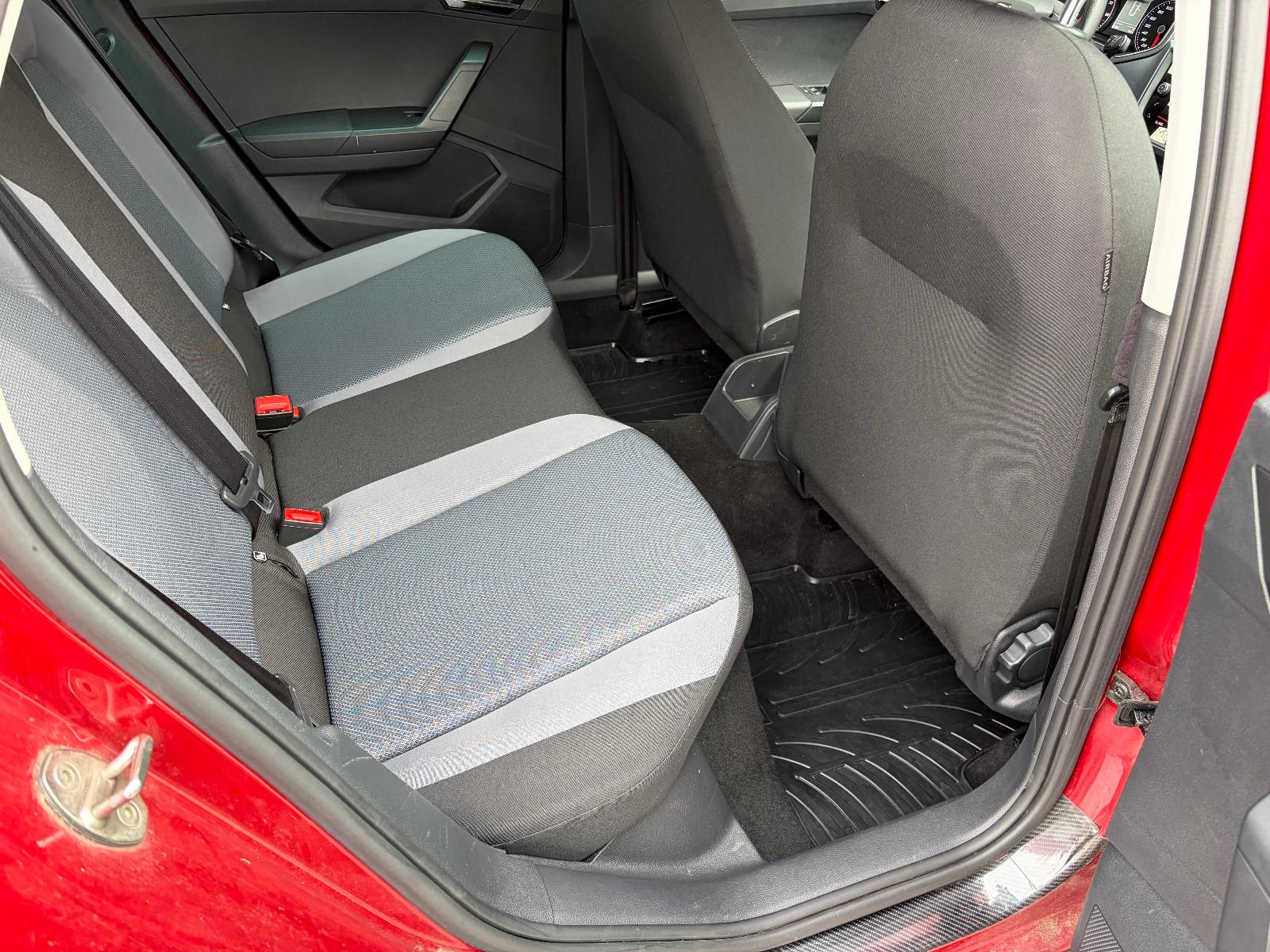 Seat Arona 1.0 TSI Style · 1. Hd · CarPlay ·SZH· Navi