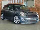 MINI Cooper S Clubman-Xenon-Navi-Panorama-Alu 17" - silberne Mini Clubman Serie
