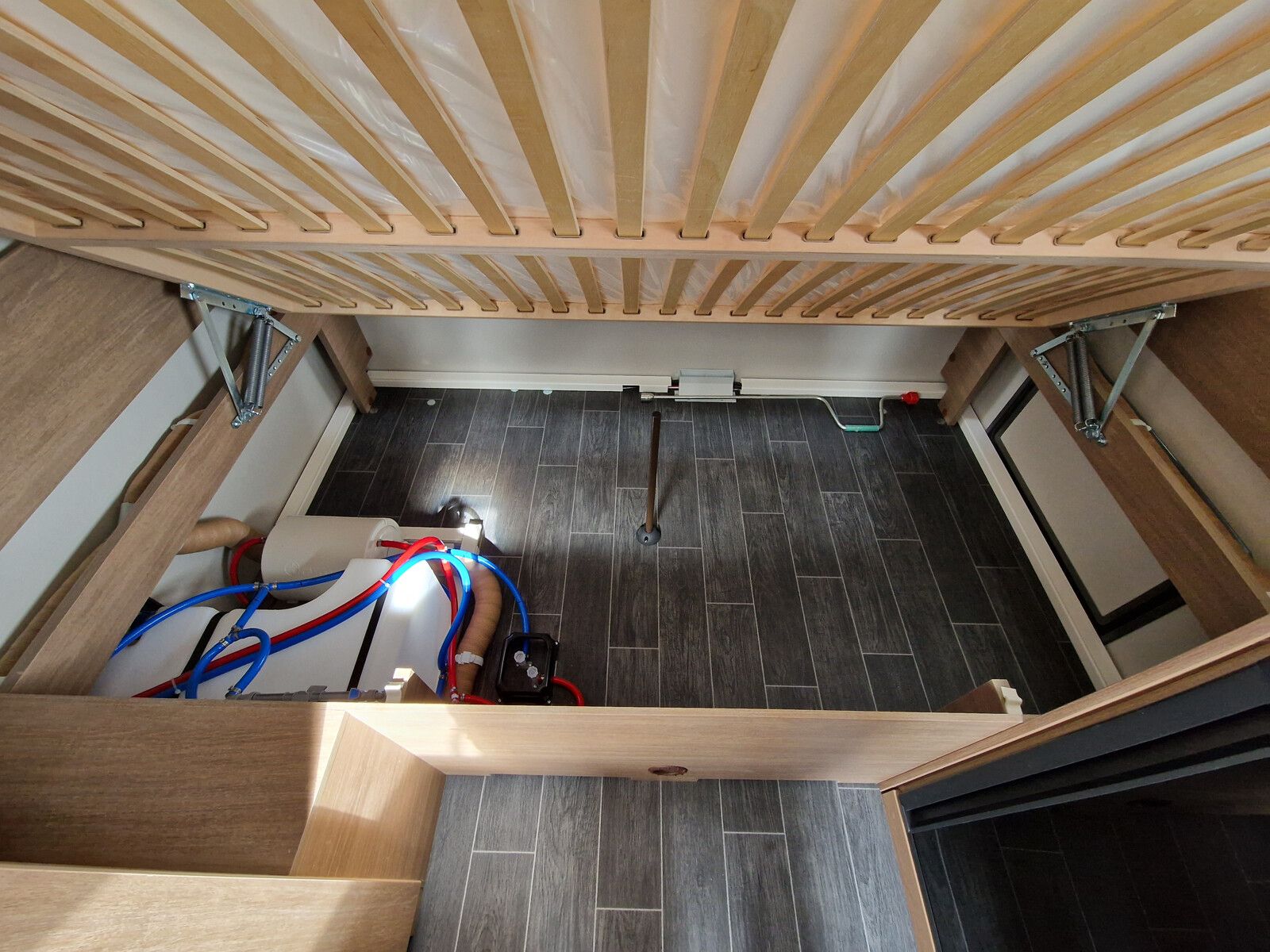Fahrzeugabbildung Tabbert Senara 400 QD 2.3 Ambiente, DuoControl, 1.500kg