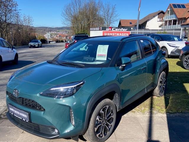 Toyota YarisCross Teamplayer + Safety- & Winterpaket