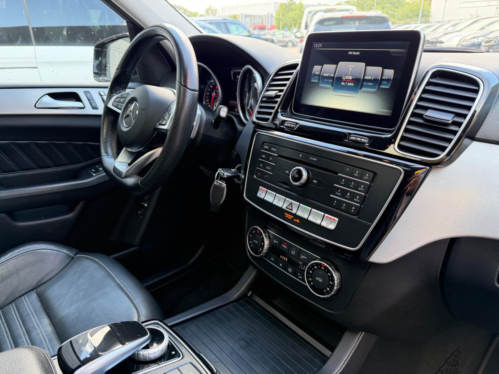 Mercedes-Benz GLE 350 d 4Matic AMG/LEDER/NAVI/LED/AHK/