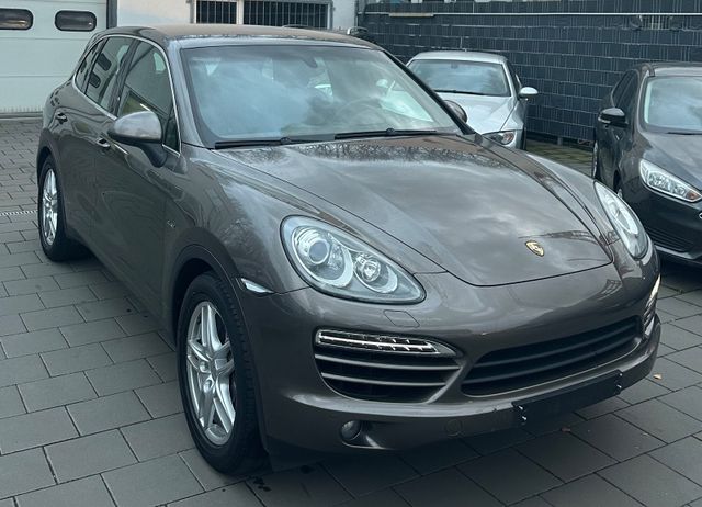 Porsche Cayenne D *INSPEK.NEU*