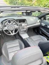 Mercedes-Benz E 400 Cabriolet E 400 - - schwarze Mercedes-Benz E 400