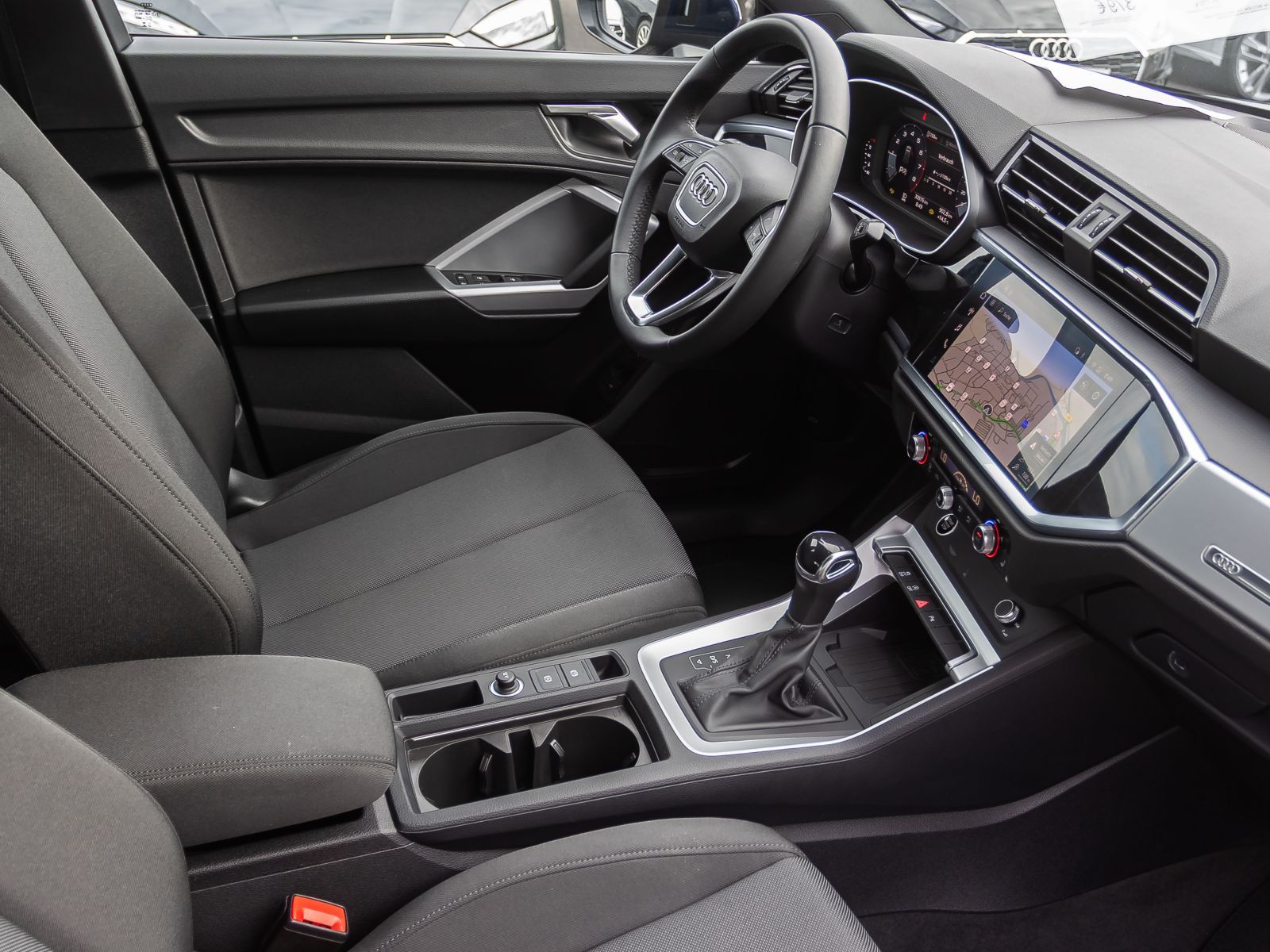 Audi Q3 - Bild 28