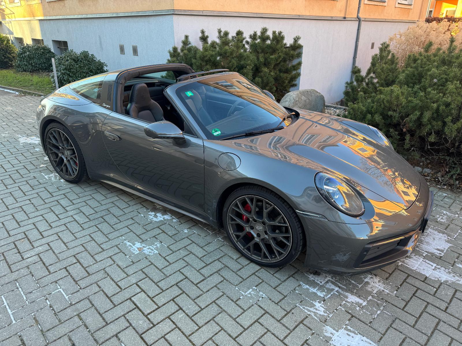 Porsche 911 Targa 4 S Approved
