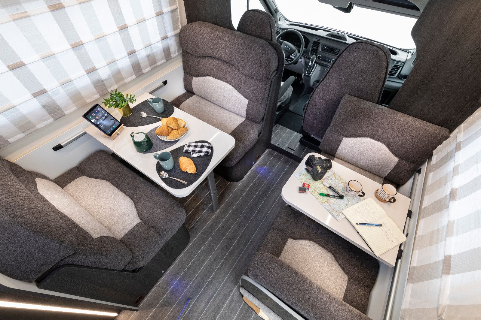 Fahrzeugabbildung Roller Team Kronos 277 M - 6.389€ sparen!