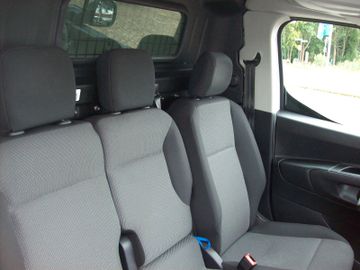 Bild 6 Opel Combo 1.5D Cargo XL PDC Klima FlexCargo Holzbode
