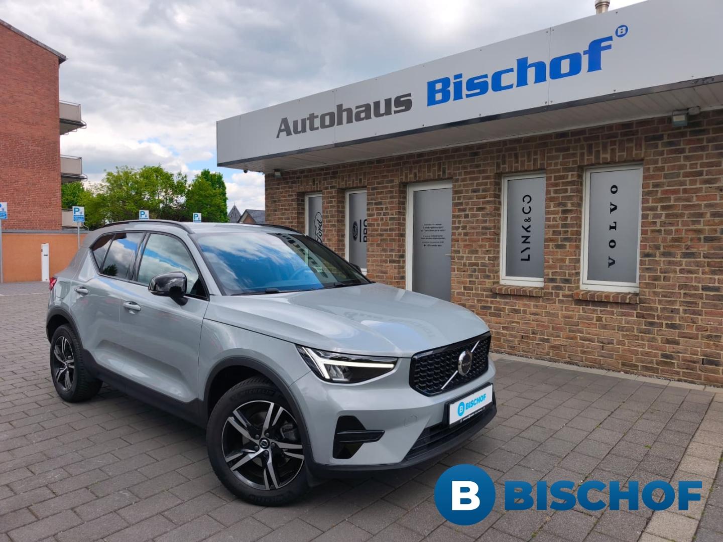 Volvo XC40 Plus Dark B3 Navi Digitales Cockpit Memory 