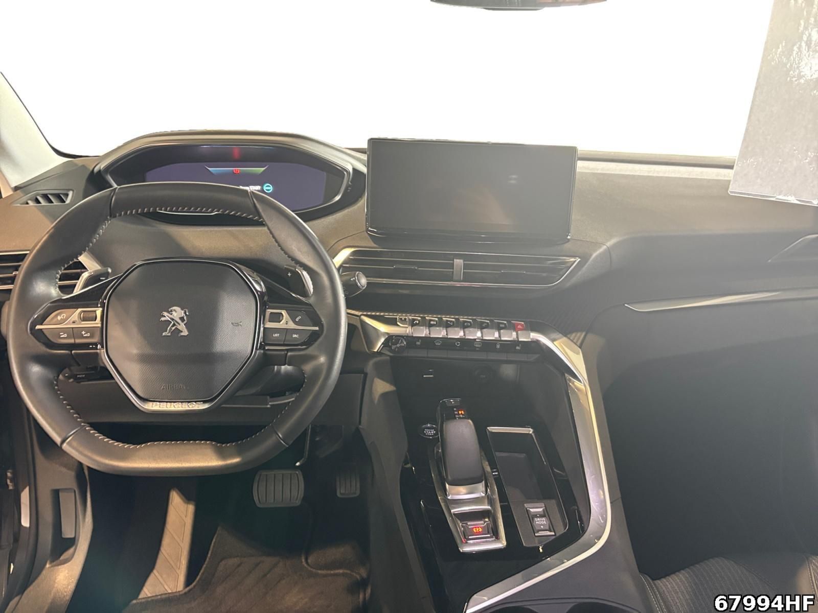 Fahrzeugabbildung Peugeot 3008 Allure Plug-In +SHZ+CARPLAY+LED+DAB