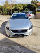 Volvo V40 D2 - silberne Volvo V40