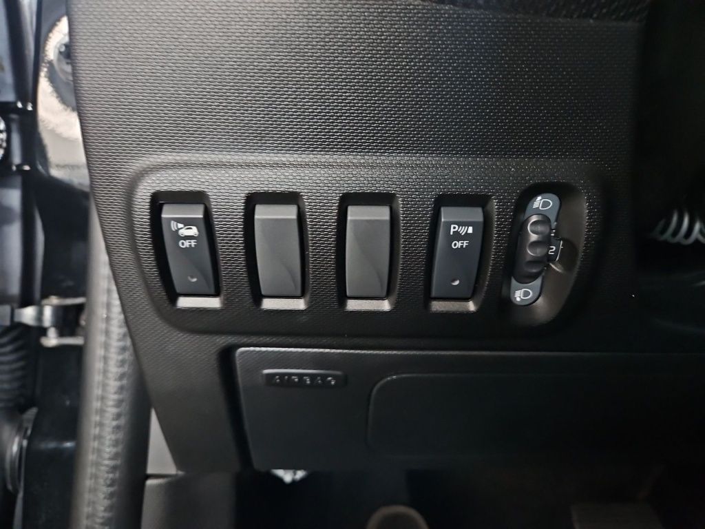 Fahrzeugabbildung Smart EQ ForFour Passion Kamera Pano SHZ Tempomat