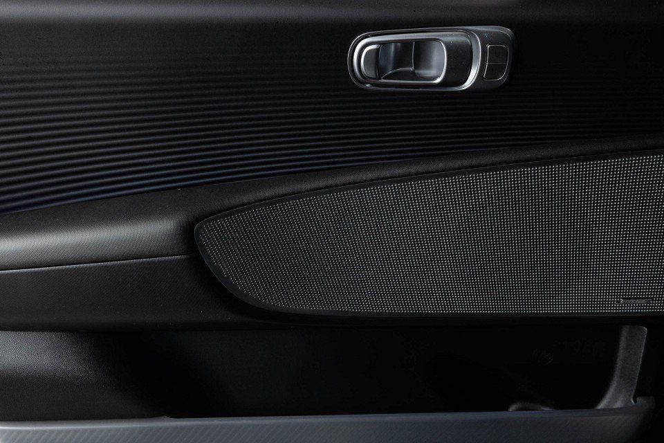 Fahrzeugabbildung Hyundai IONIQ 6 77,4kWh AWD UNIQ GSD