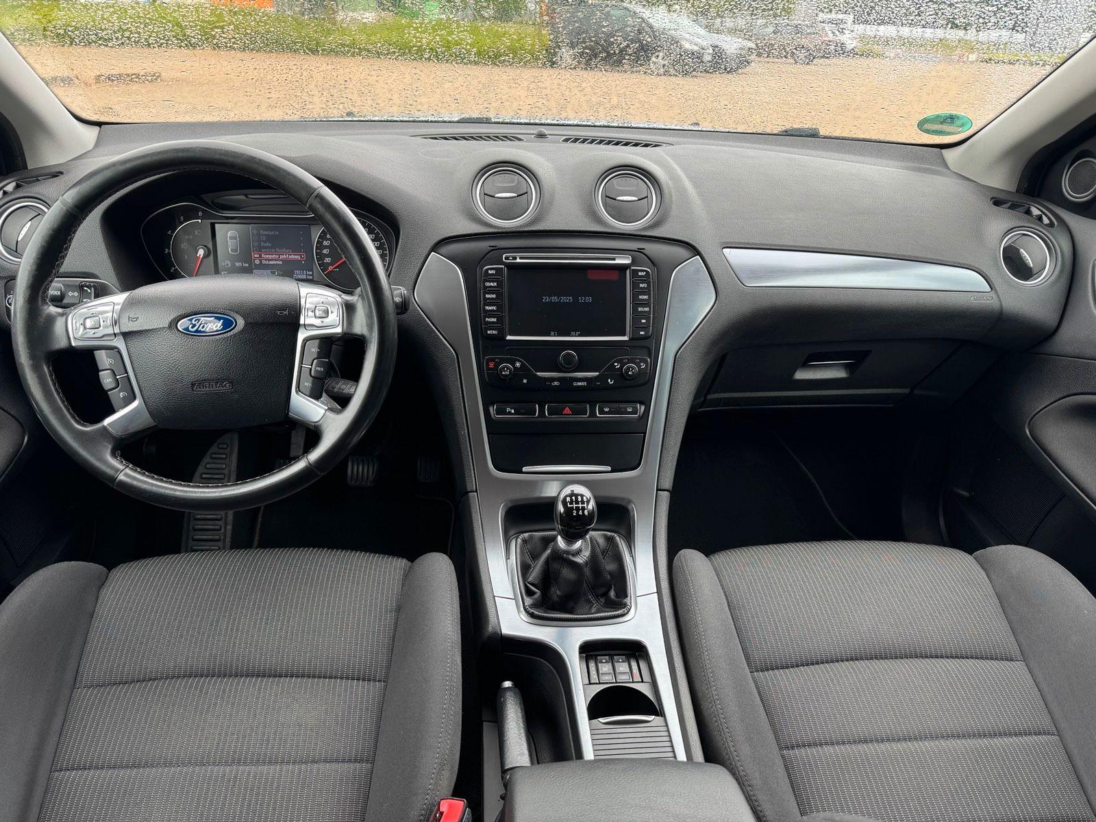 Ford Mondeo 2011 — фото 11