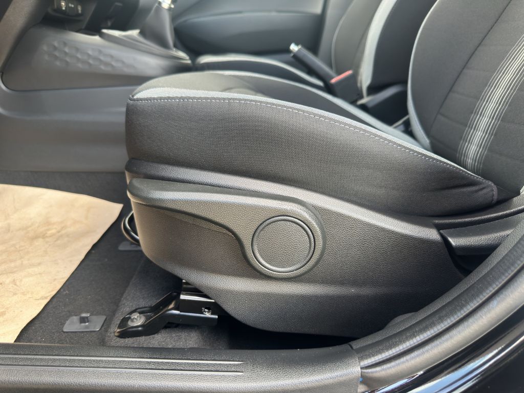 Hyundai i10 1.0 SELECT - INCL. NAVI - SOFORT