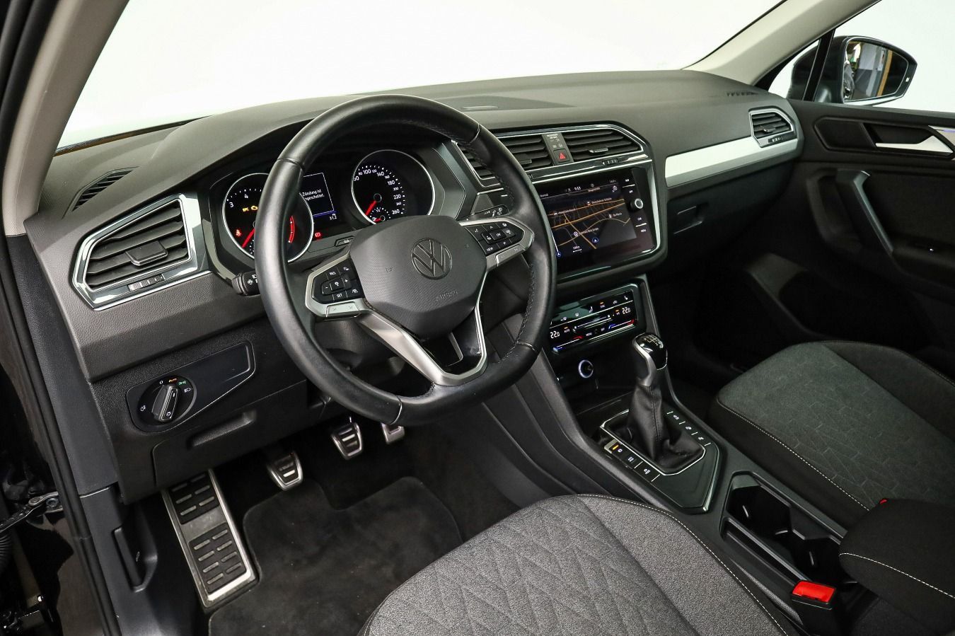 Volkswagen Tiguan - Bild 12