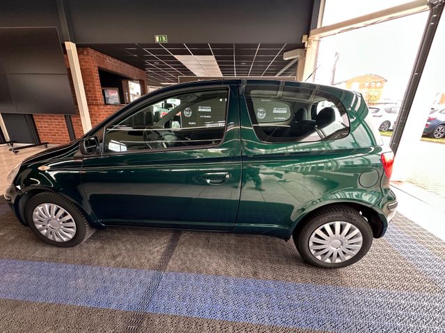 Toyota Yaris  1.3 Sol