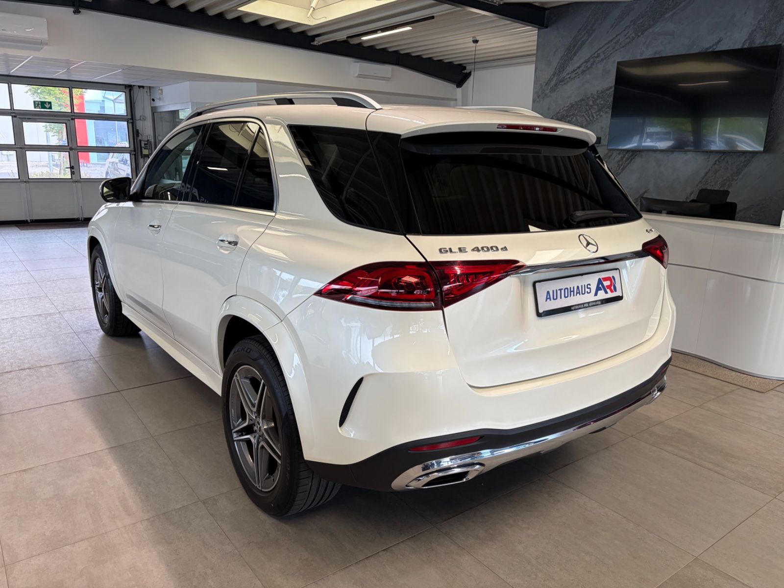 Mercedes-Benz GLE 400 d 4Matic AMG LINE 1.Hand NUR 37.000 KM foto 3