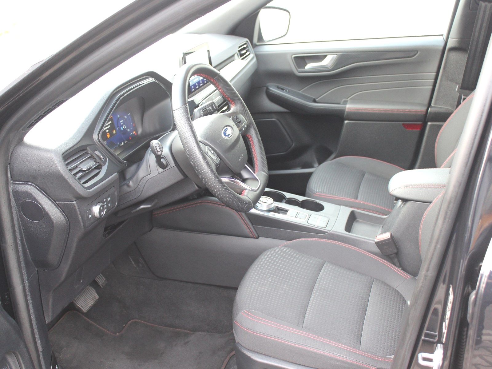 Fahrzeugabbildung Ford Kuga Plug-In Hybrid ST-Line
