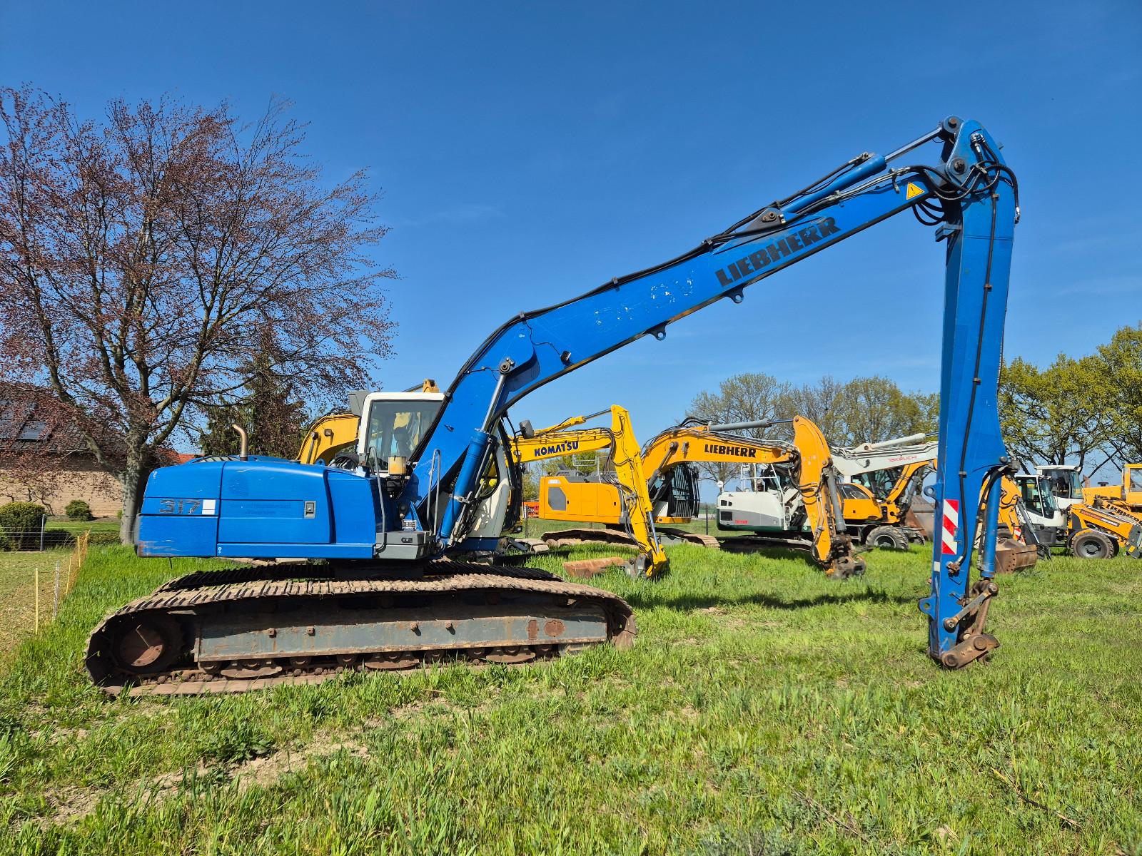 Liebherr R317 Multiuser,  langes Laufwerk, Zusatzpumpe