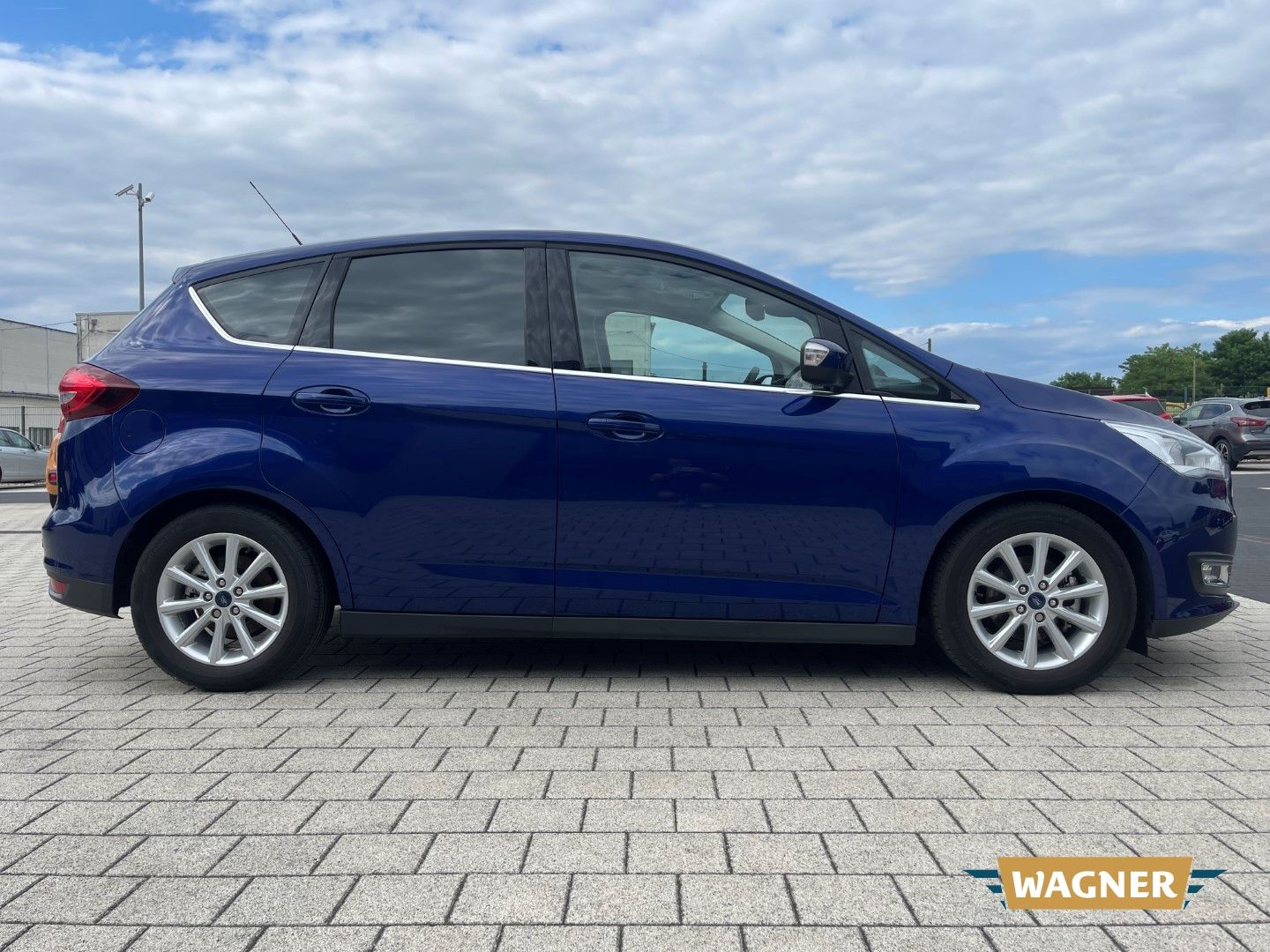 Fahrzeugabbildung Ford C-Max Titanium Klimaautomatik Sitzheizung