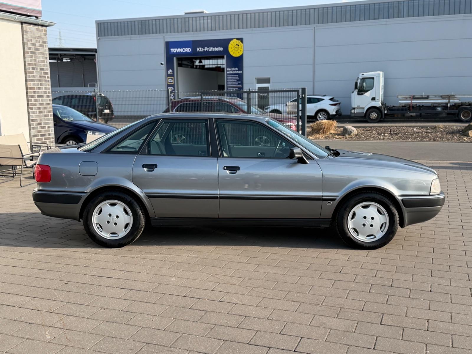 Audi 80 2.0 *S.DACH*SCHECKHEFT*2.HAND*TOP GEPFLEGT*