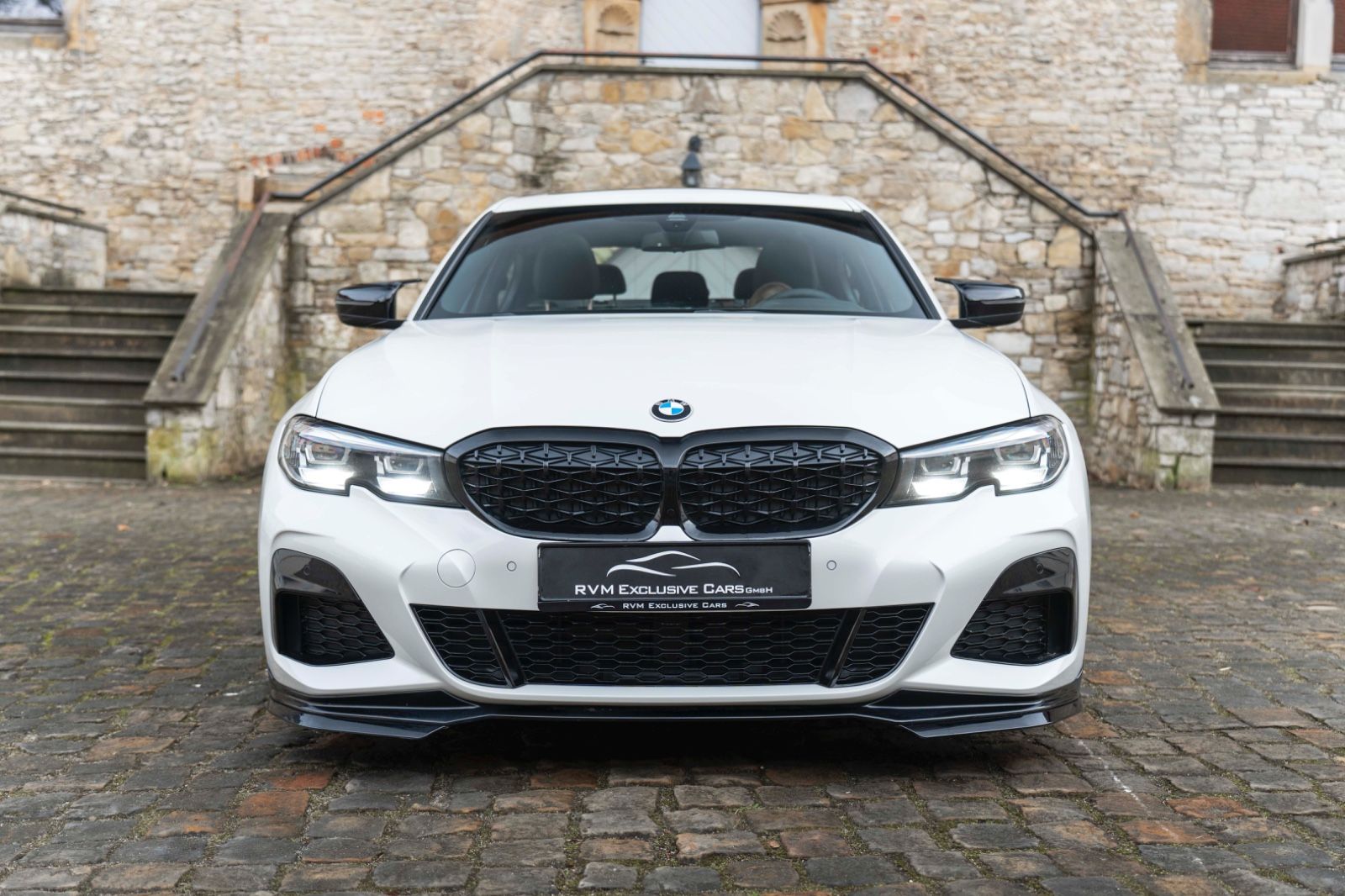 Fahrzeugabbildung BMW 330iX M-Performance HIFI KAM LED NAV CARPLAY