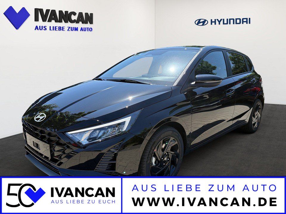 Fahrzeugabbildung Hyundai i20 1.0T 90PS DCT Blackline