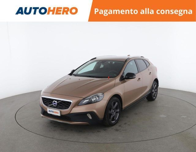 VOLVO V40 CC