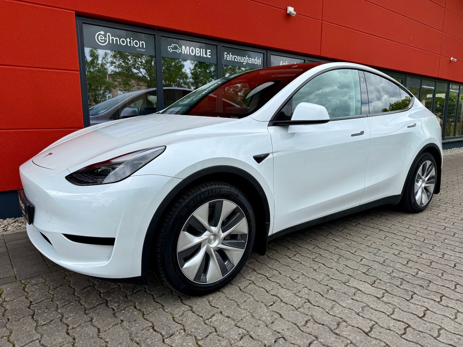 Tesla Model Y RWD*white/black*1 owner*VAT deductible*