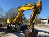 Liebherr  A 900 ZW Litronic Zweiwegebagger 9400 Stunden - Offers