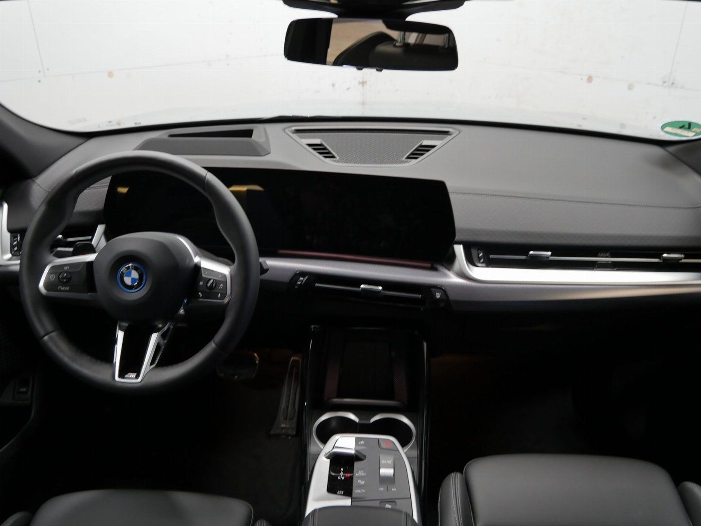 BMW iX2 xDrive30 Aktivsitz M Sportpaket AC-Laden foto 3