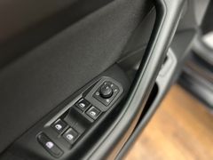 VW Passat Variant / MASSAGE/ ACC / GARANTIE / AHK /