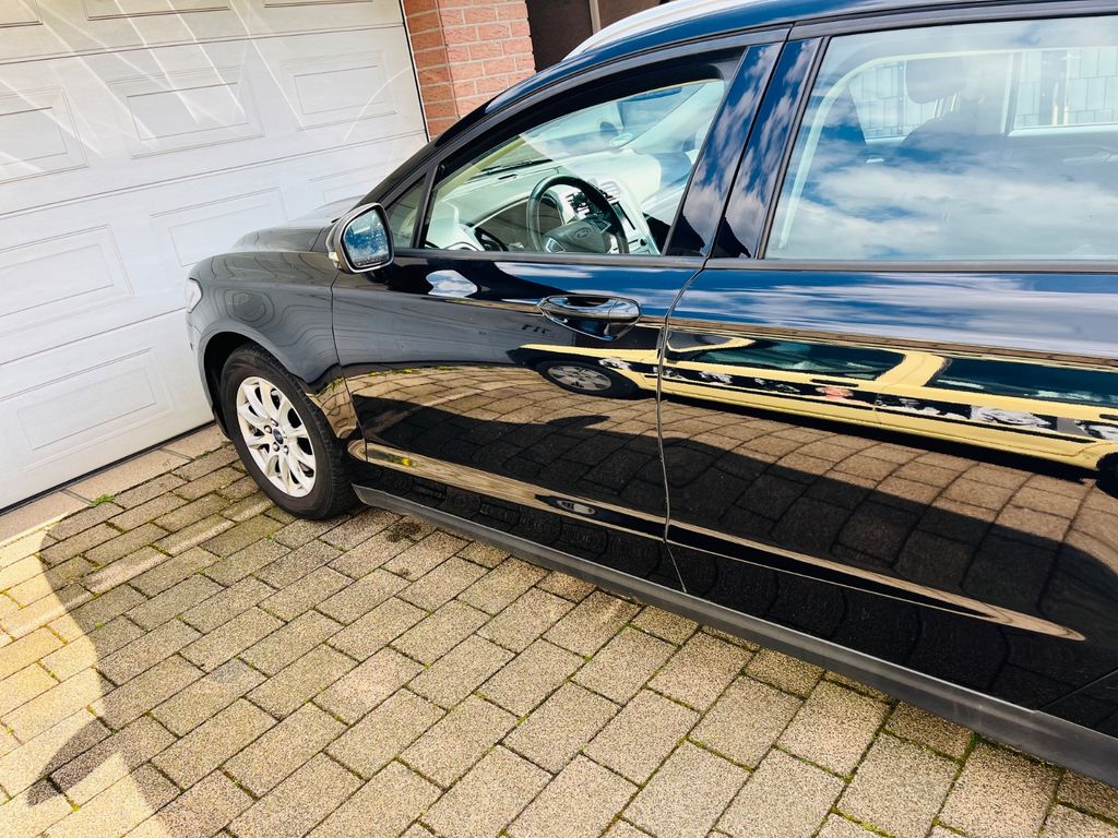 Image of Ford Mondeo