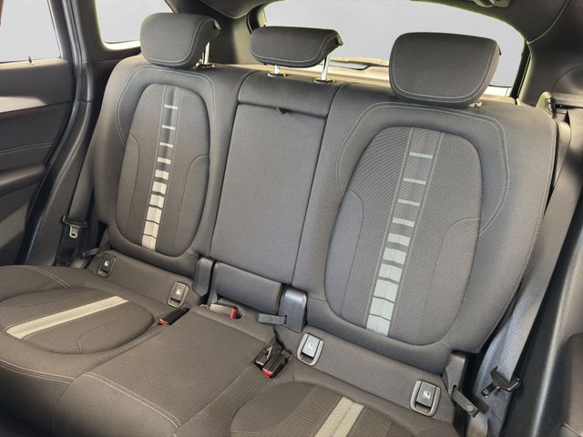 Fahrzeugabbildung BMW X1 sDrive 18d LED+Kamera+AHK+Sportsitze