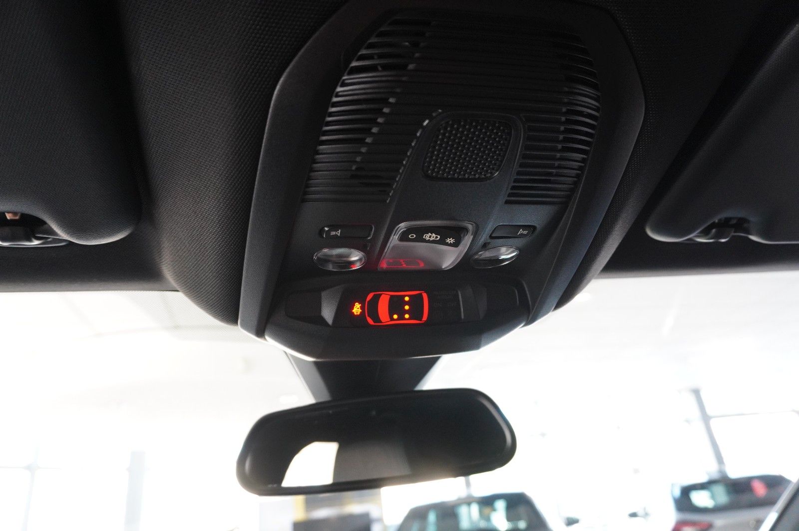 Fahrzeugabbildung Peugeot 3008 1.2T ALLURE PACK NAVI/LED/KAMERA/SPORT/DAB+