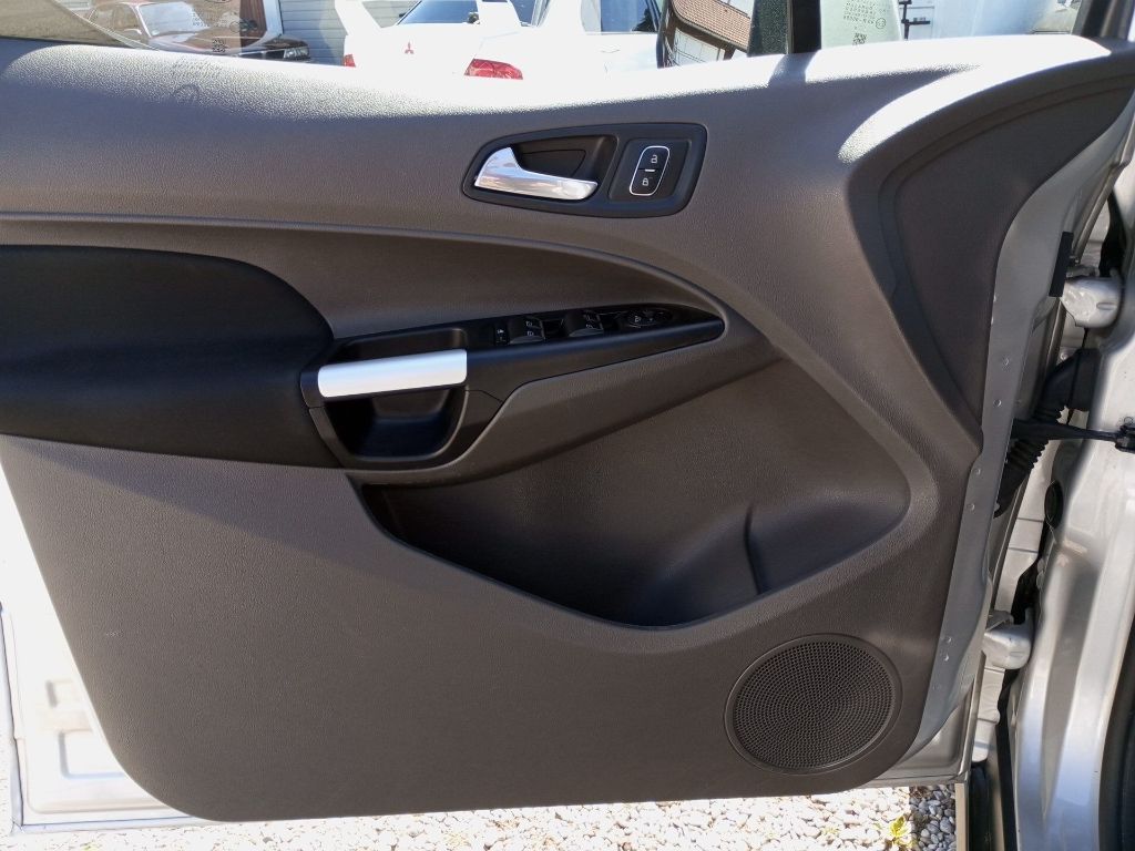 Fahrzeugabbildung Ford Grand Tourneo Connect 1.5 TDCI Titanium 7-Sitzer