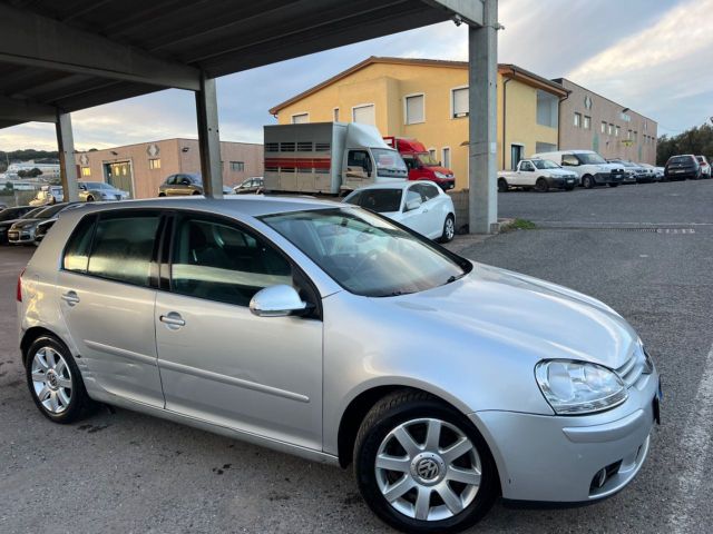 Volkswagen Golf 2.0 TDI 140cv 6 marce