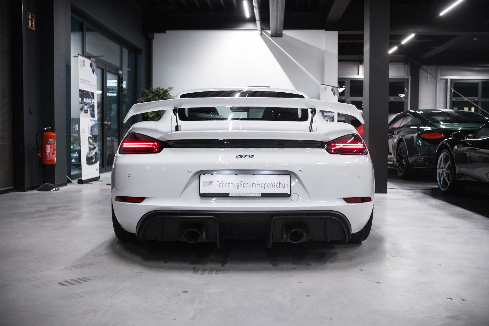 Fahrzeugabbildung Porsche Cayman GT4 Clubsport-Approved-DAB- Tuner