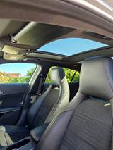 Mercedes-Benz GLA 180 AMG Line AMG Line - SUV & Geländewagen mit Unfallschaden