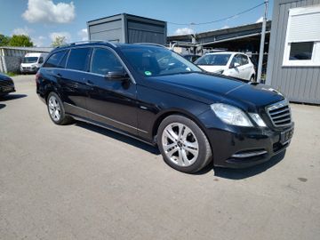 Mercedes E 200 - 4