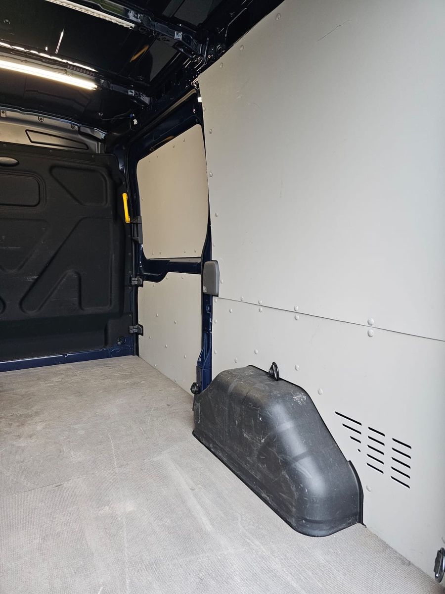 Fahrzeugabbildung Ford Transit Kasten 290 L2 Trend