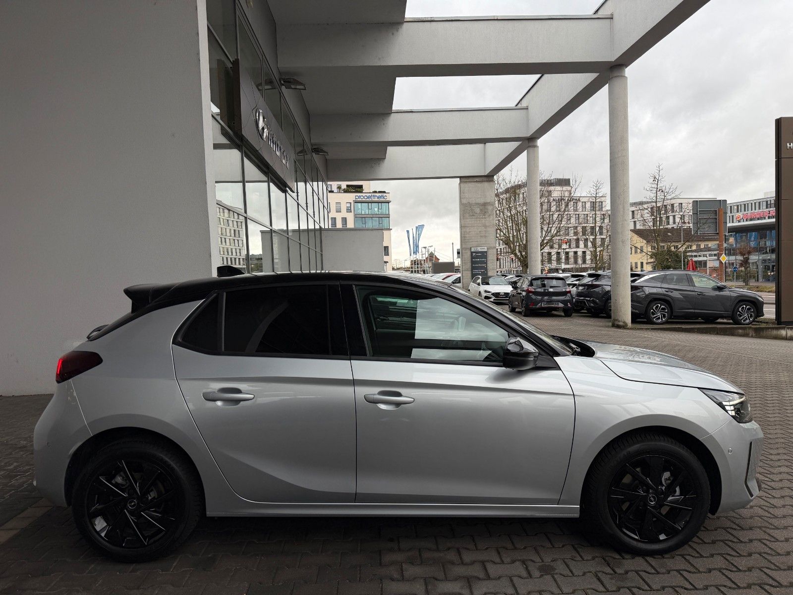 Fahrzeugabbildung Opel Corsa F GS 130 PS Automatik/Navi/Kamera!